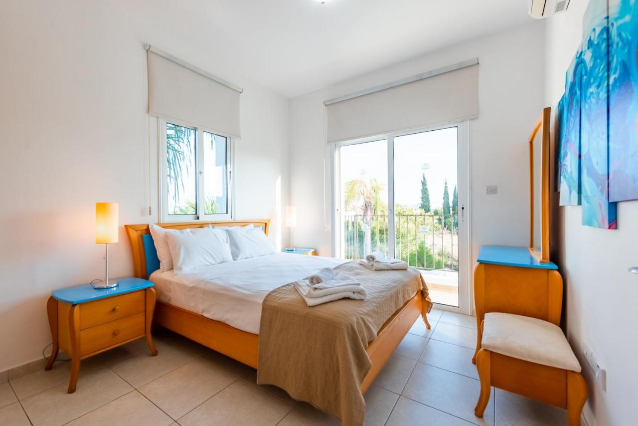 Villa Palm Breeze By Ezoria Villas プロタラス エクステリア 写真